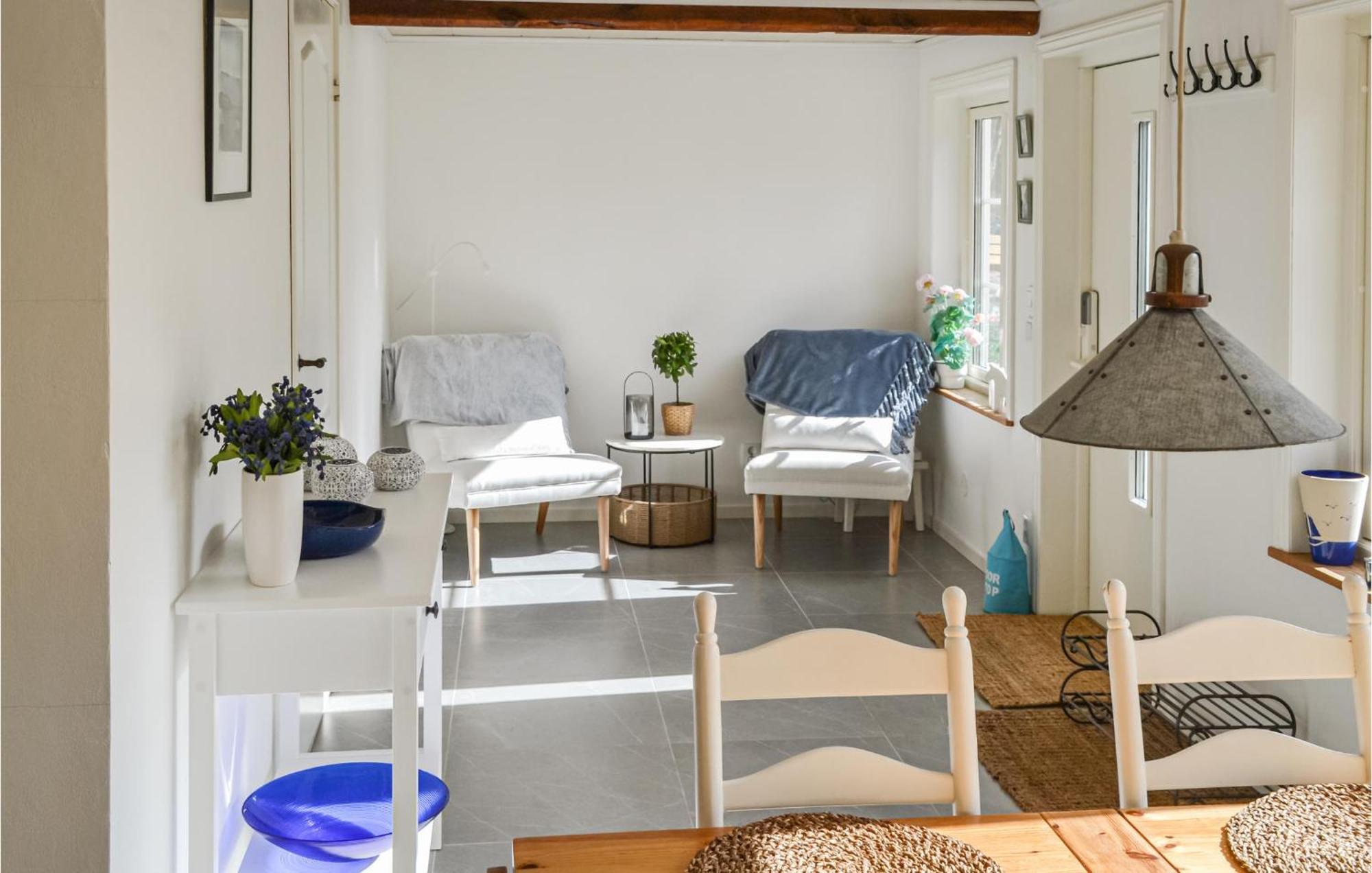Gorgeous Home In Borrby With Wifi Ngoại thất bức ảnh